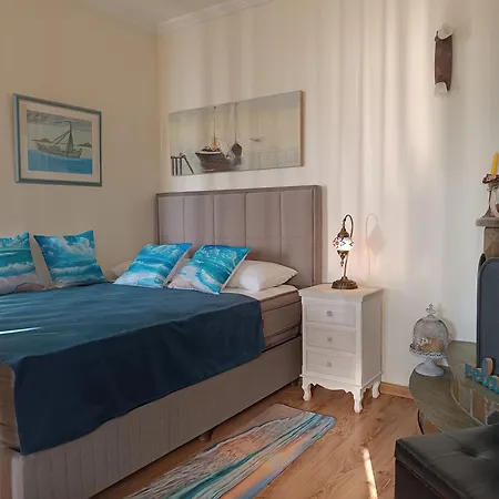 Mesonisi με υπέροχη θέα στον παγασητικό!! Holiday home *