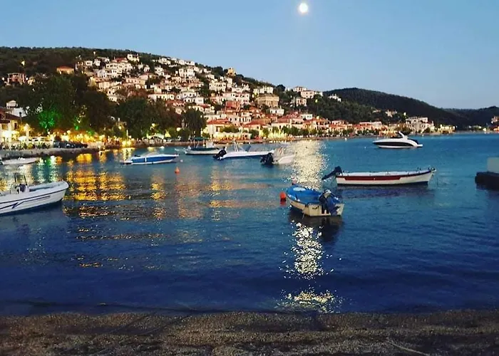 Mesonisi με υπέροχη θέα στον παγασητικό!! Vakantiehuis *