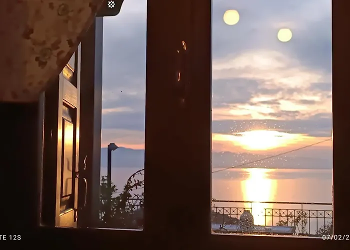 Mesonisi με υπέροχη θέα στον παγασητικό!! Vakantiehuis Áfissos