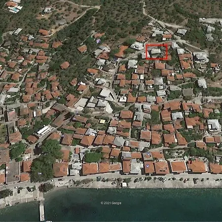 Ferienhaus Mesonisi με υπέροχη θέα στον παγασητικό!!