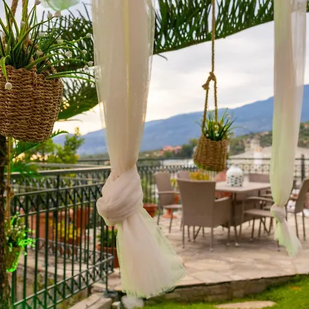 Mesonisi με υπέροχη θέα στον παγασητικό!! * Afissos