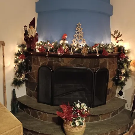 Ferienhaus Mesonisi με υπέροχη θέα στον παγασητικό!! Áfissos