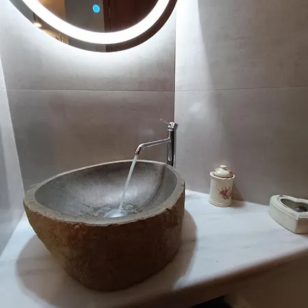 Mesonisi με υπέροχη θέα στον παγασητικό!! Áfissos