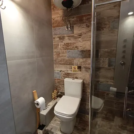 Mesonisi με υπέροχη θέα στον παγασητικό!! Ferienhaus *