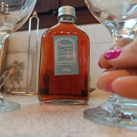 Mesonisi με υπέροχη θέα στον παγασητικό!! * Áfissos