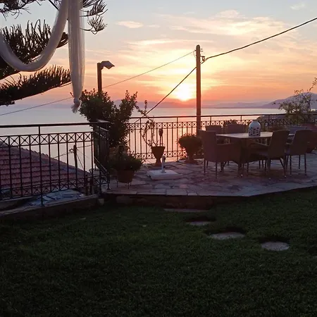 Mesonisi με υπέροχη θέα στον παγασητικό!! Afissos