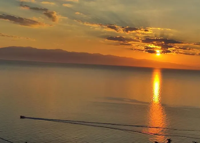 Mesonisi Boutique Holiday home *